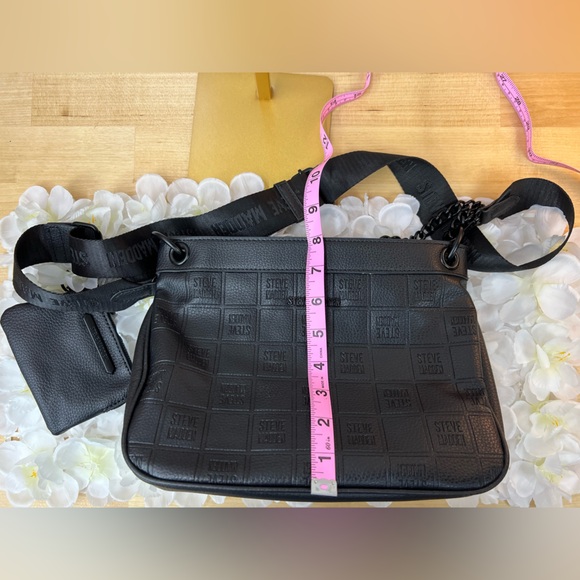 Steve Madden Black Quilted style Crossbody Bag with Chain Strap - Picture 10 of 12